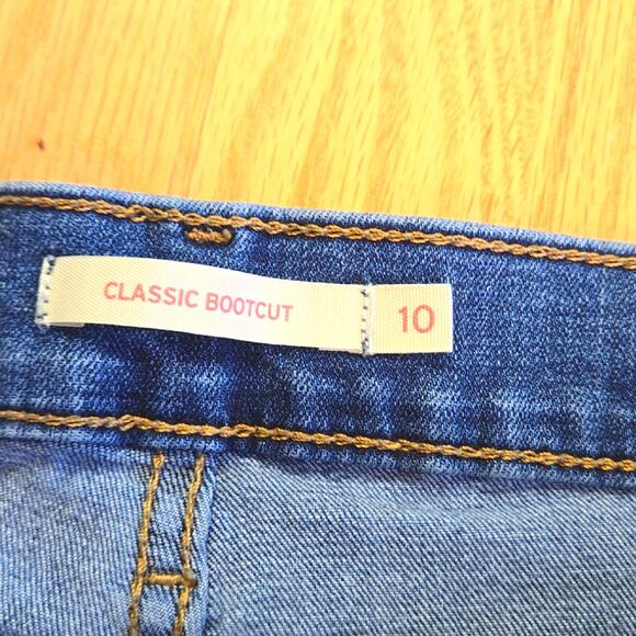 Levi's Women's Classic Bootcut Jeans size 10 - Picture 4 of 8